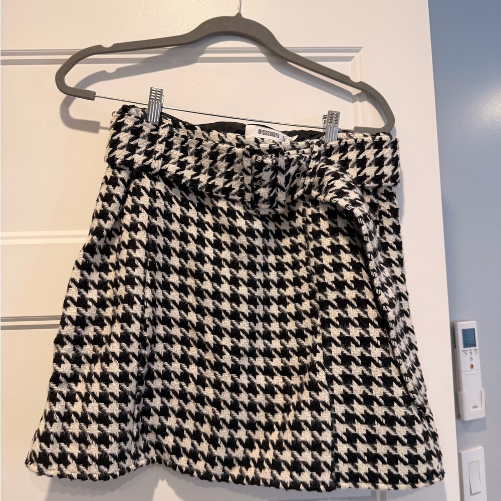 Missguided Black and White Houndstooth Mini Skirt